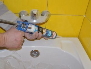 Как заделать щель между ванной и стеной-%d1%80%d0%b5%d0%bc%d0%be%d0%bd%d1%82-%d0%b4%d0%be%d0%bc%d0%b0, good-tips