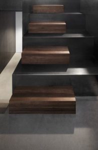 Лестница в загородном доме-%d0%b4%d0%b5%d0%ba%d0%be%d1%80-%d0%b4%d0%be%d0%bc%d0%b0, good-tips