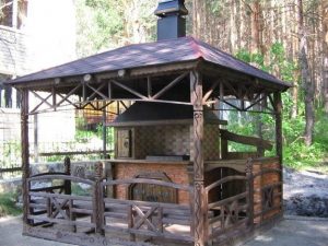 Открытая летняя кухня